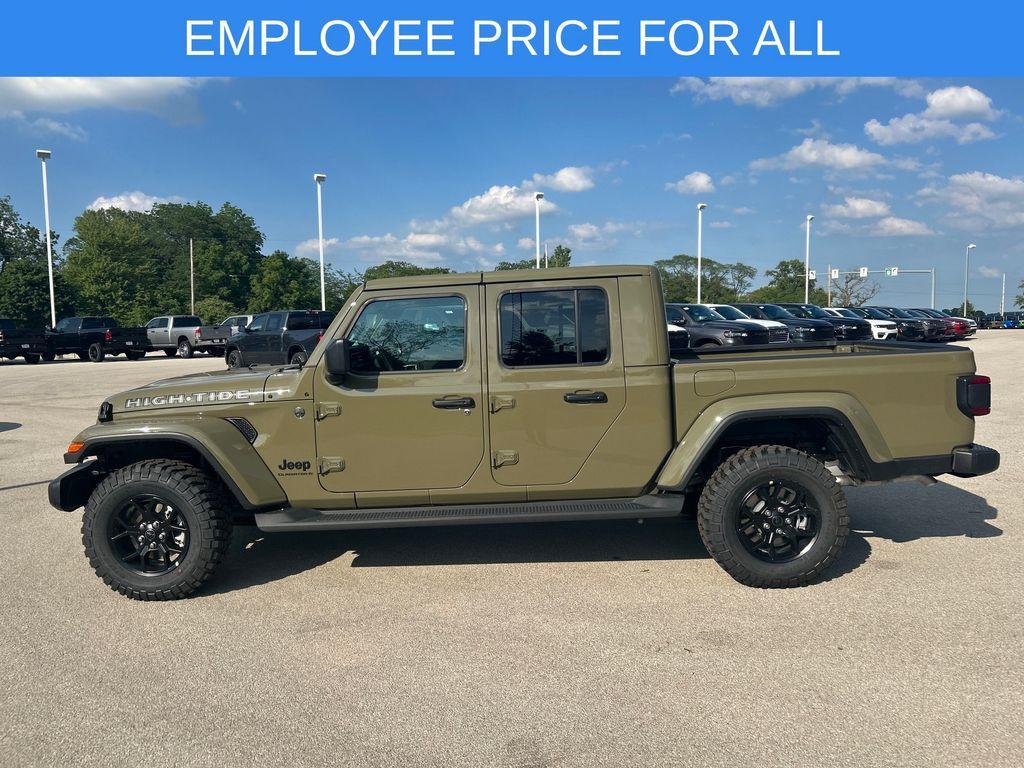 new 2025 Jeep Gladiator car, priced at $49,155