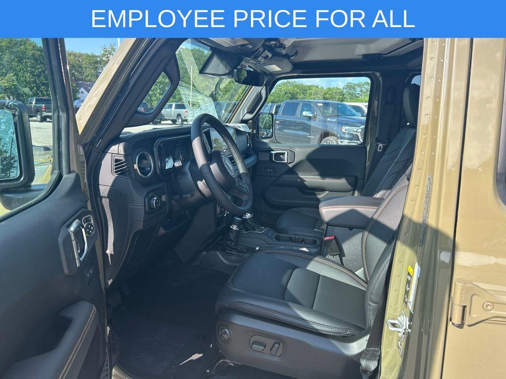 new 2025 Jeep Gladiator car, priced at $49,155