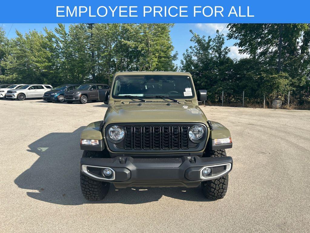 new 2025 Jeep Gladiator car, priced at $49,155