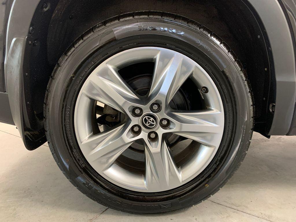 used 2019 Toyota Highlander car, priced at $28,997