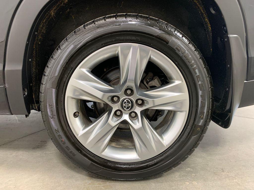 used 2019 Toyota Highlander car, priced at $28,997