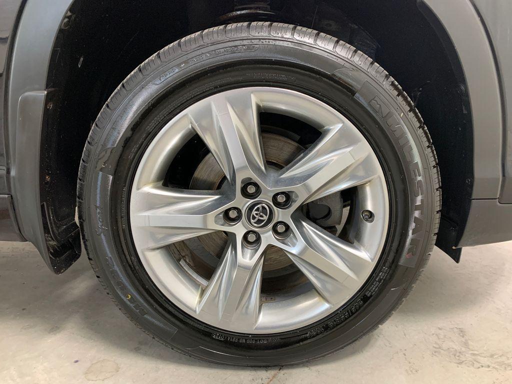 used 2019 Toyota Highlander car, priced at $28,997