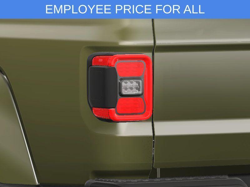 new 2025 Jeep Gladiator car, priced at $47,681