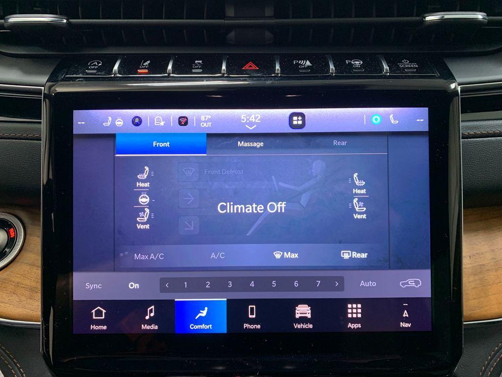 used 2024 Jeep Grand Cherokee L car, priced at $59,276