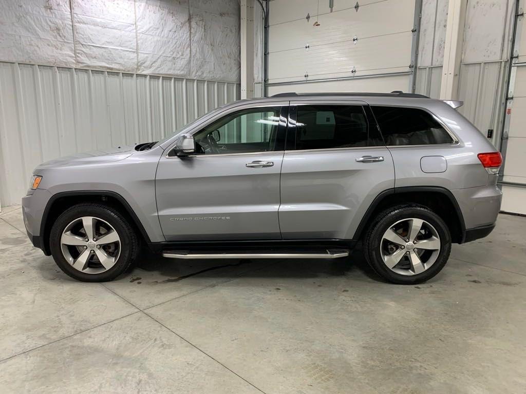 used 2016 Jeep Grand Cherokee car, priced at $25,998