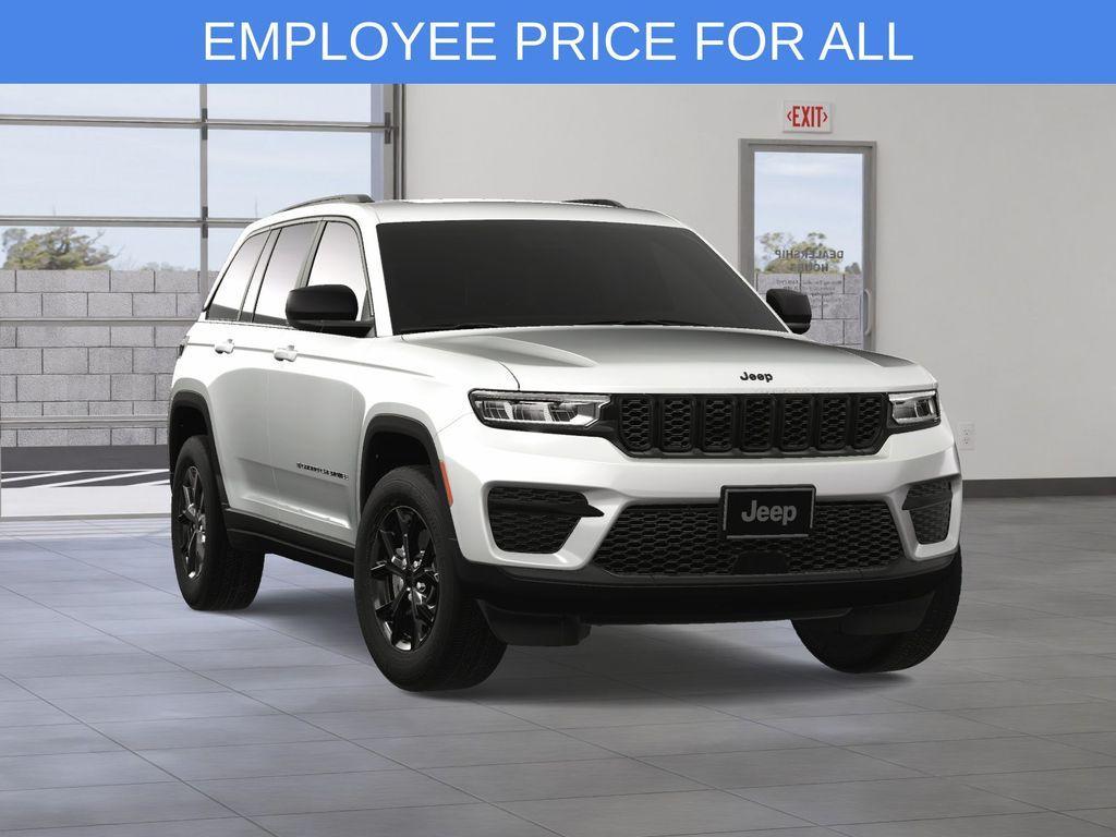 new 2025 Jeep Grand Cherokee car, priced at $42,995