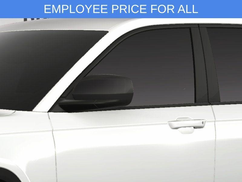 new 2025 Jeep Grand Cherokee car, priced at $42,995
