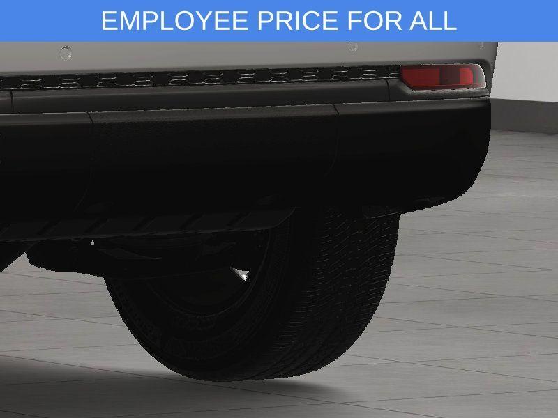 new 2025 Jeep Grand Cherokee car, priced at $42,995