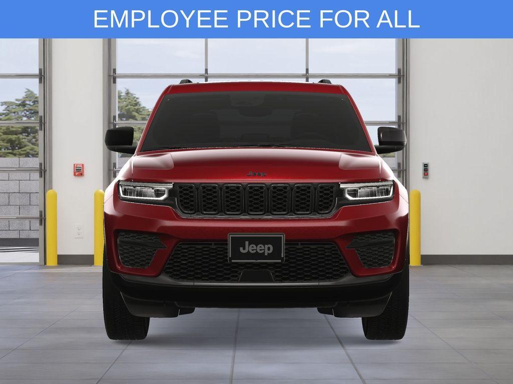 new 2025 Jeep Grand Cherokee car, priced at $42,504