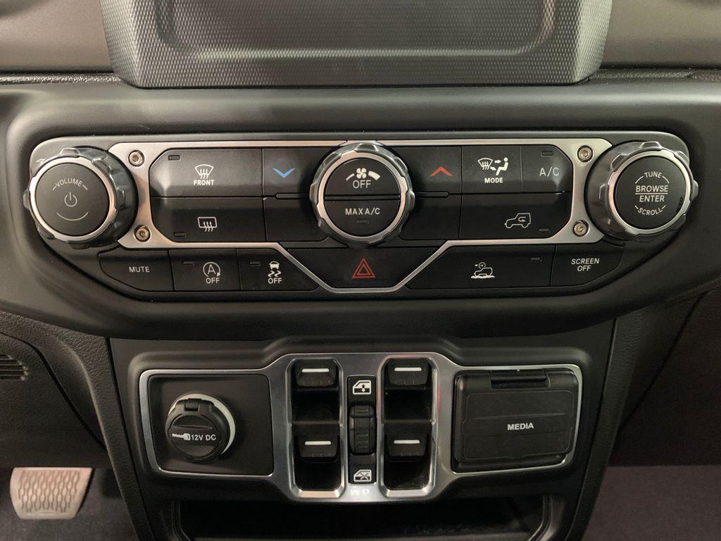 used 2023 Jeep Gladiator car, priced at $30,565