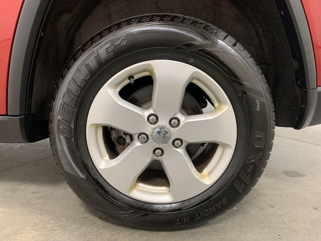 used 2012 Jeep Grand Cherokee car, priced at $11,979