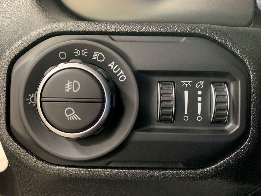 used 2021 Jeep Gladiator car, priced at $33,989