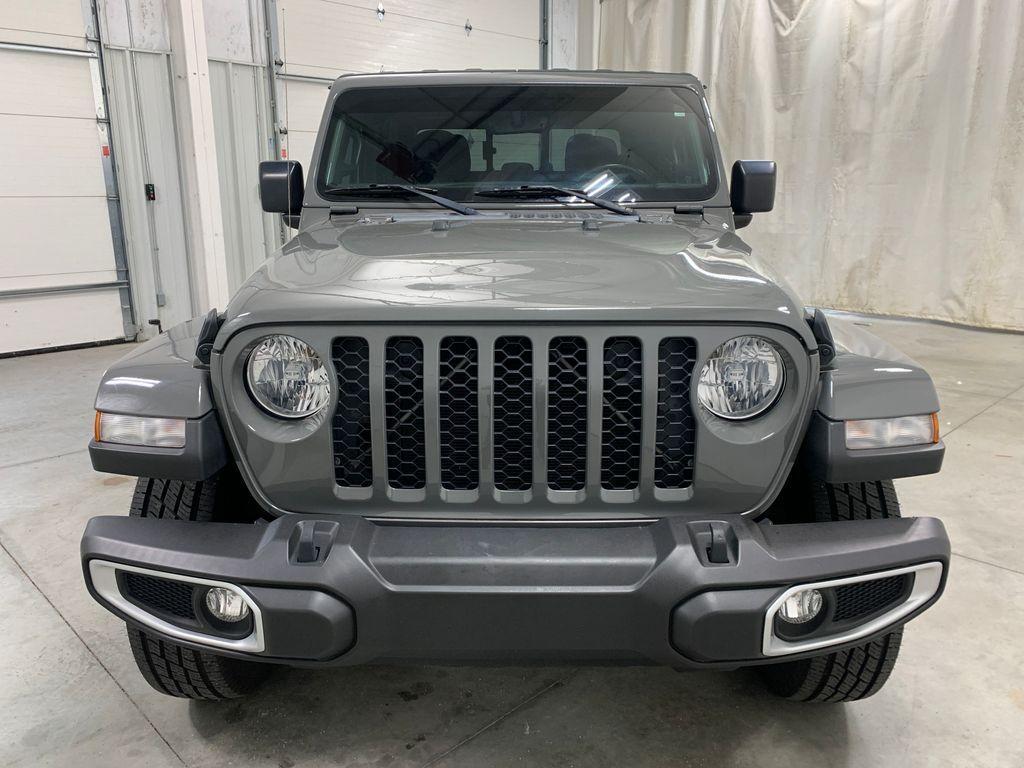 used 2021 Jeep Gladiator car, priced at $33,989
