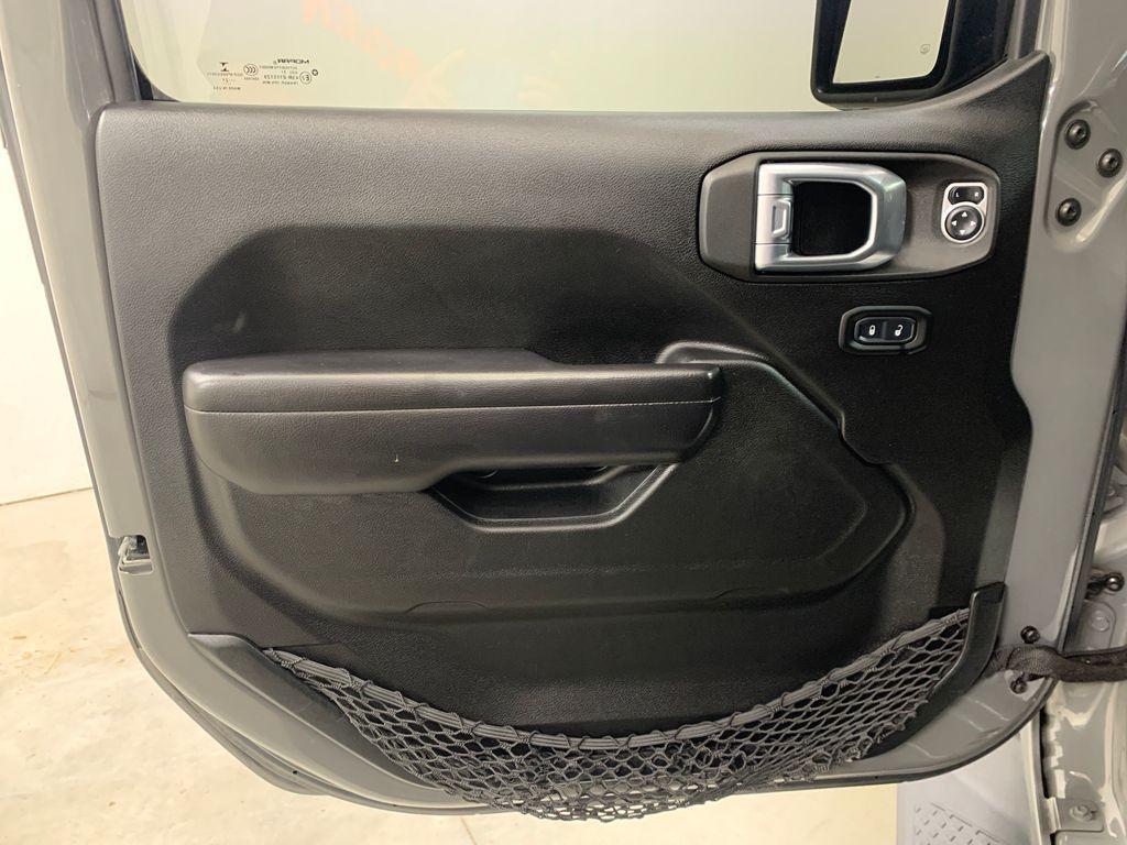 used 2021 Jeep Gladiator car, priced at $33,989