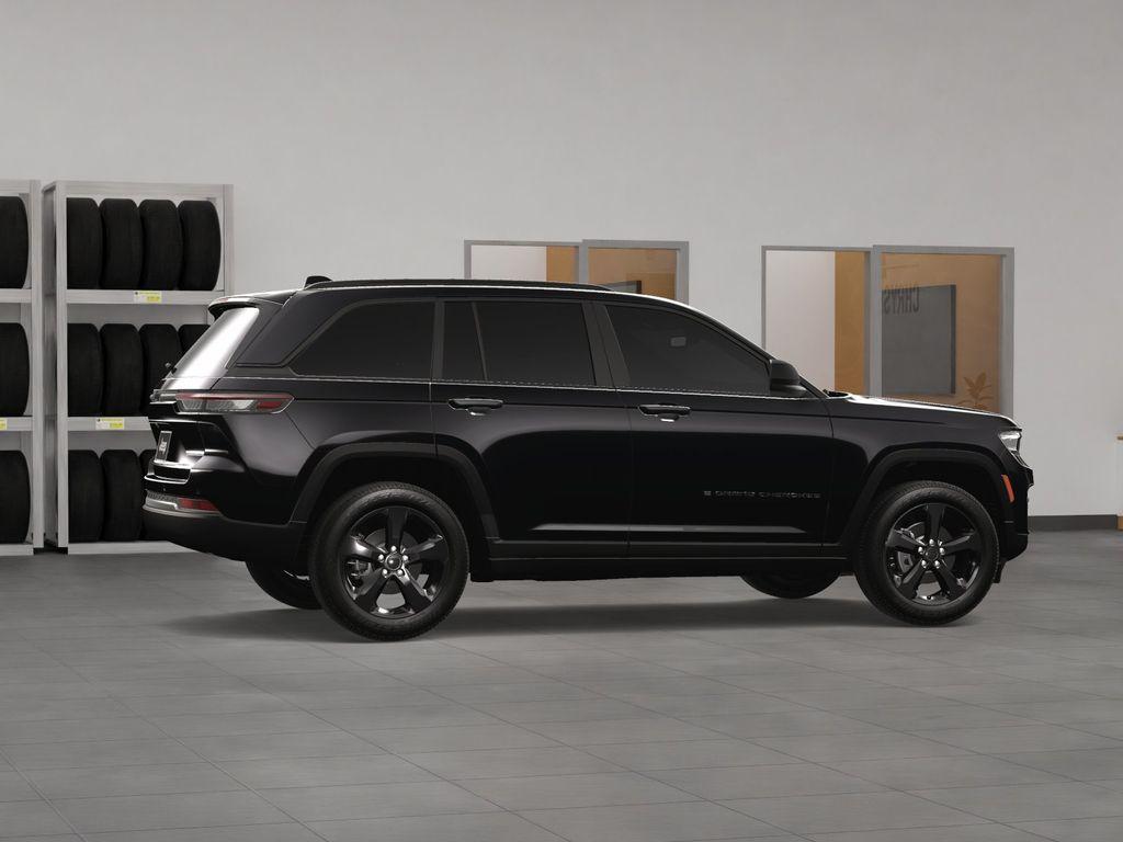 new 2025 Jeep Grand Cherokee car, priced at $43,072