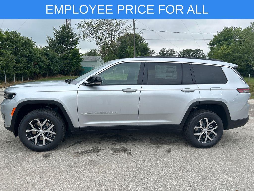 new 2025 Jeep Grand Cherokee L car, priced at $45,217