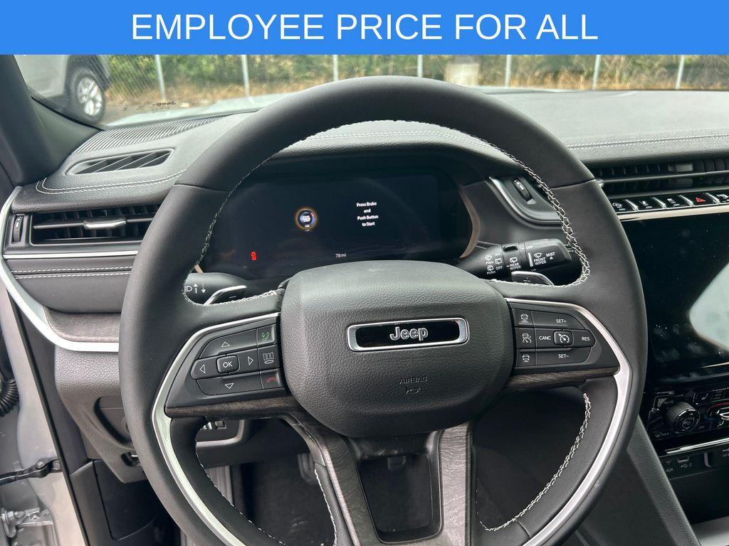 new 2025 Jeep Grand Cherokee L car, priced at $45,217