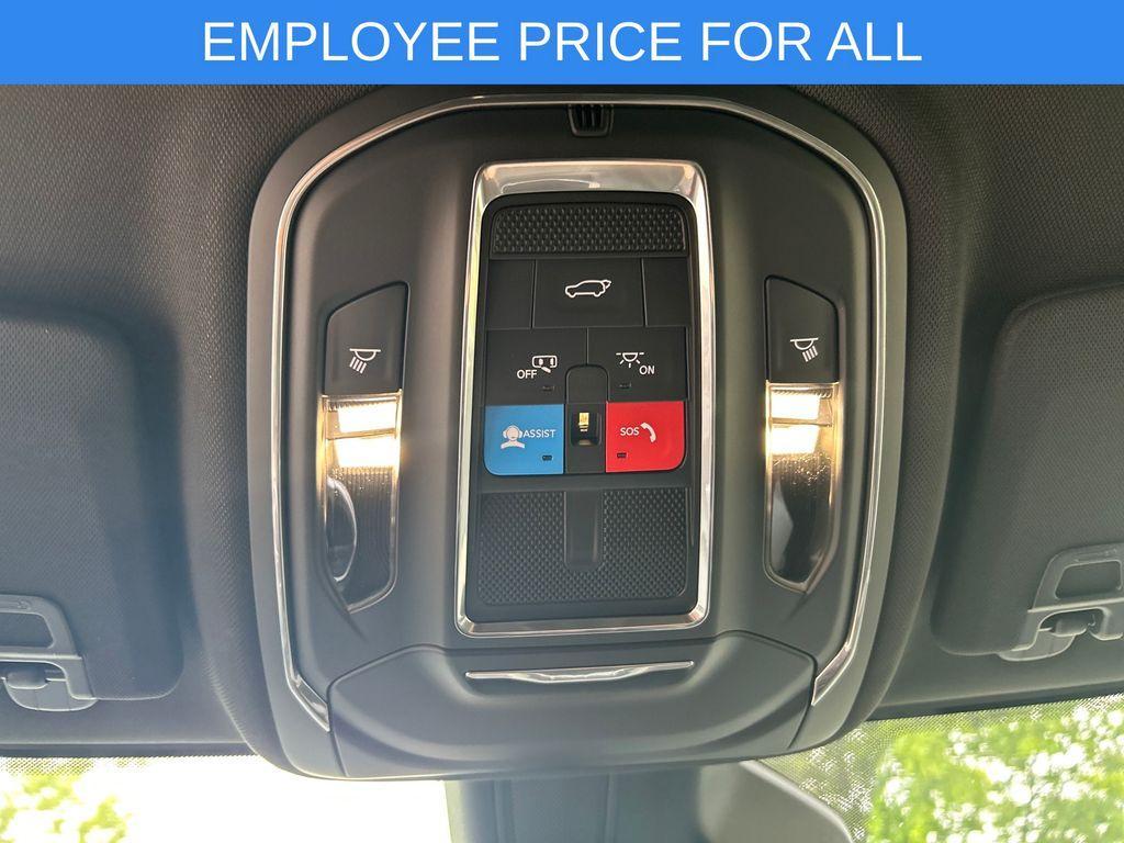 new 2025 Jeep Grand Cherokee L car, priced at $45,217