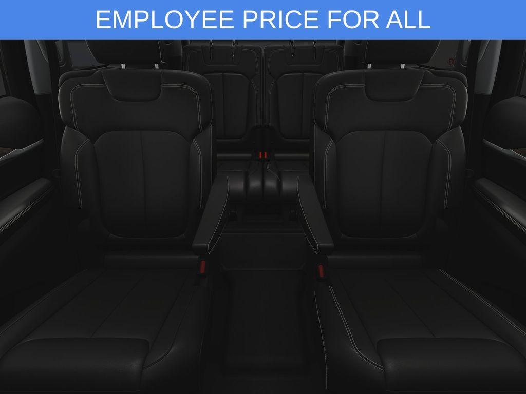 new 2025 Jeep Grand Cherokee L car, priced at $45,217