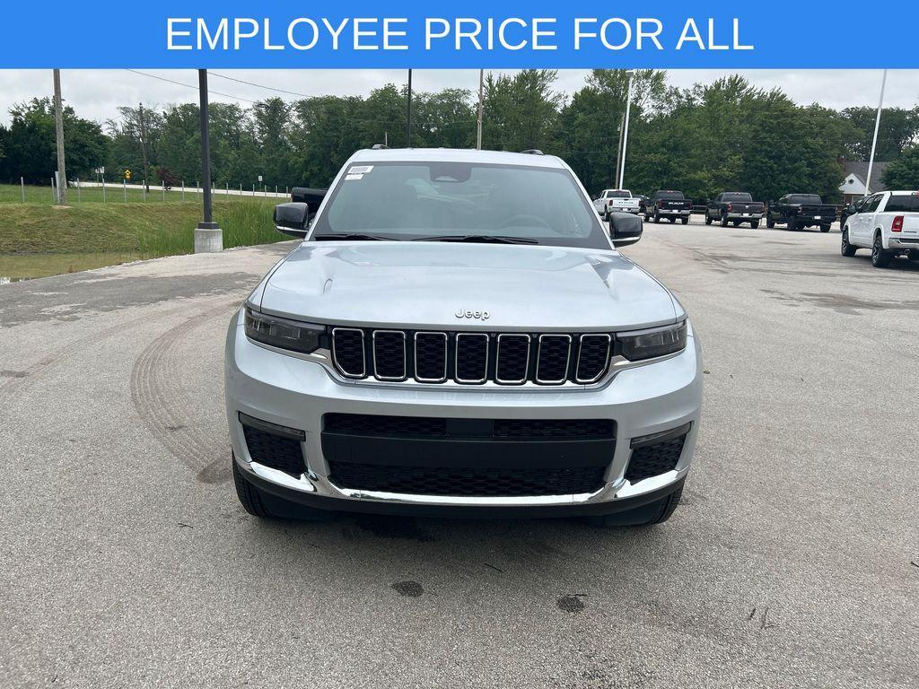 new 2025 Jeep Grand Cherokee L car, priced at $45,217