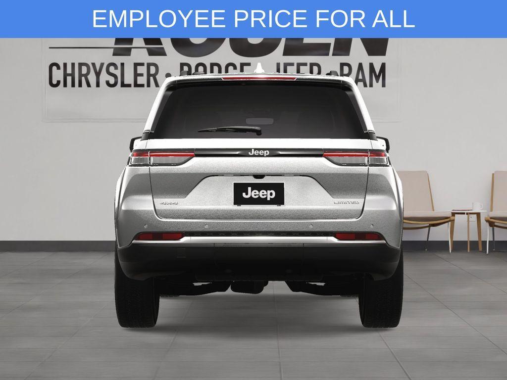 new 2025 Jeep Grand Cherokee car, priced at $43,355