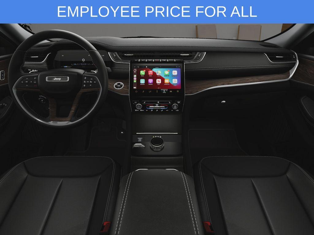 new 2025 Jeep Grand Cherokee car, priced at $43,355