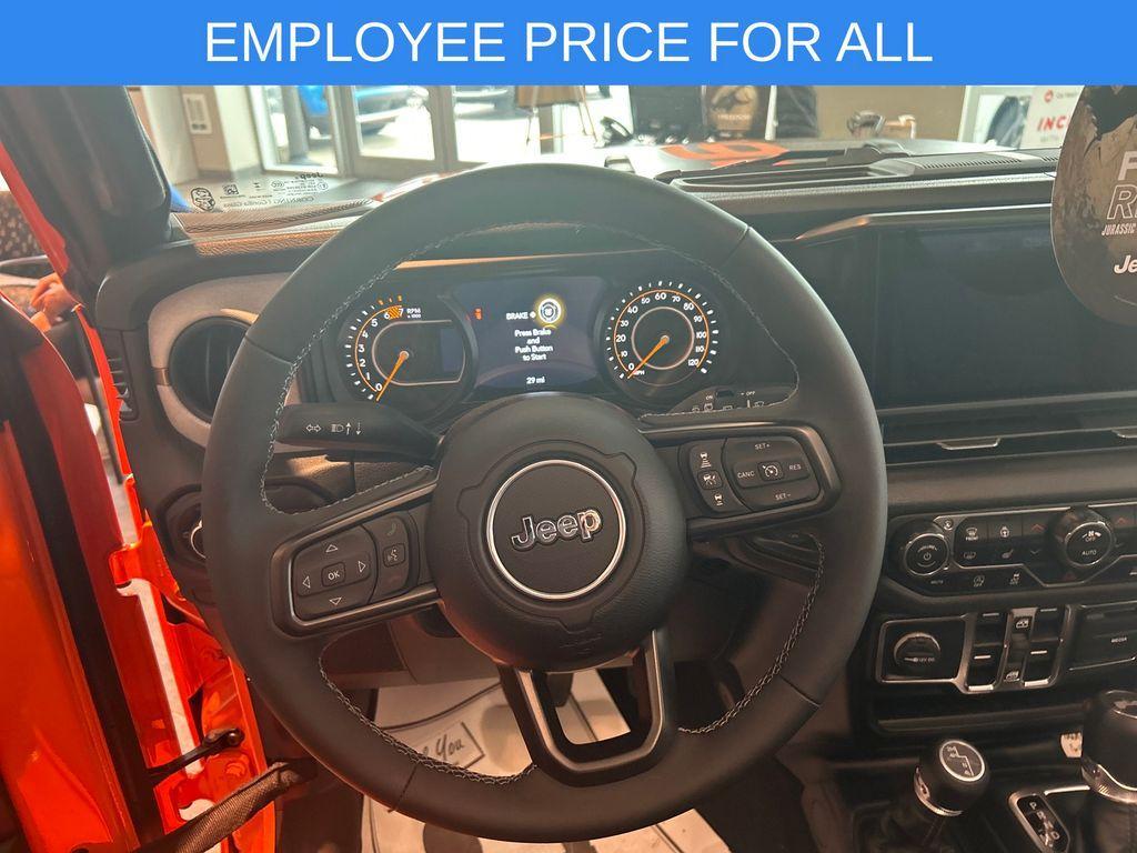 new 2025 Jeep Wrangler car, priced at $46,558