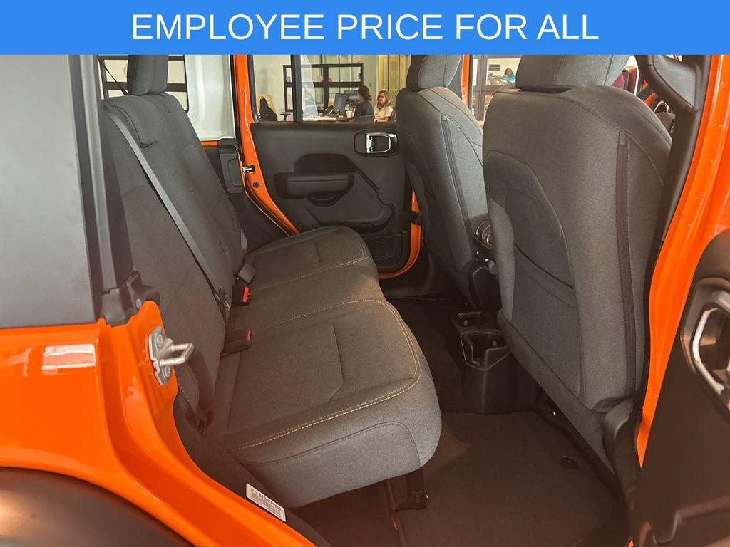 new 2025 Jeep Wrangler car, priced at $46,558