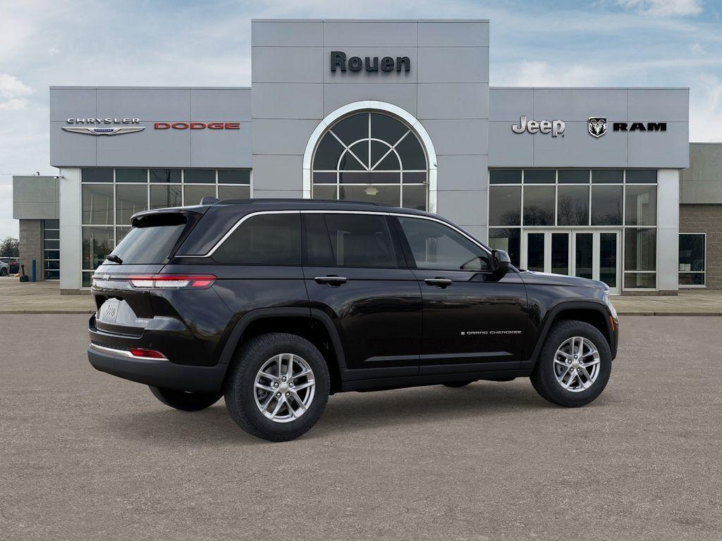 new 2025 Jeep Grand Cherokee car, priced at $41,920