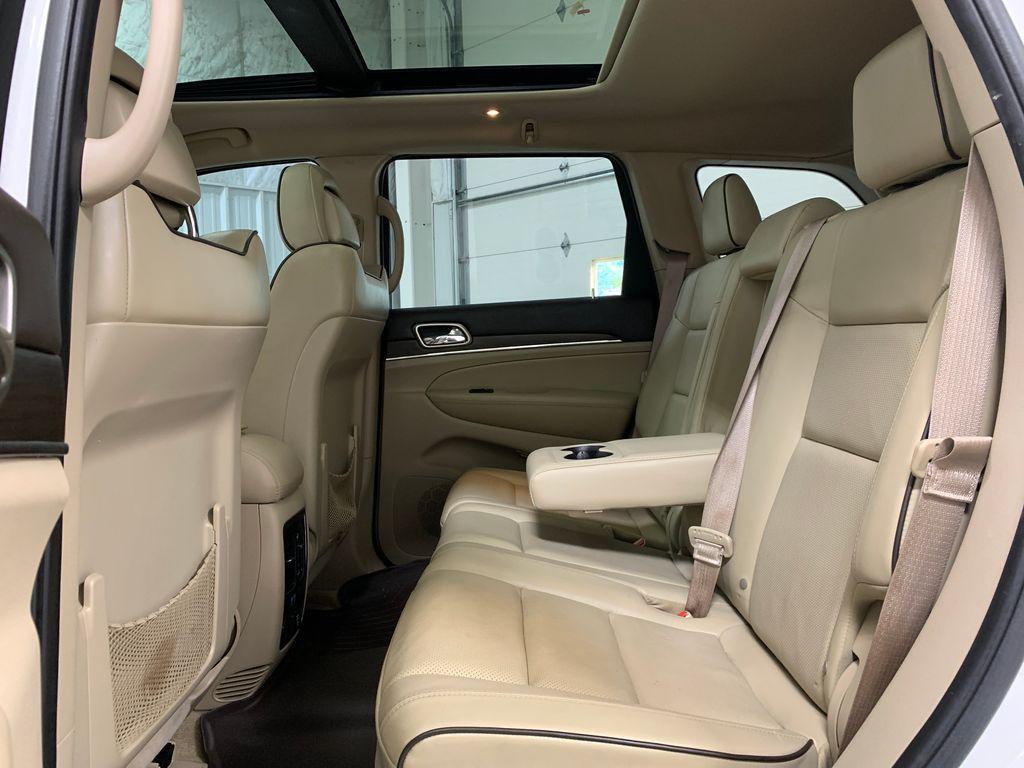 used 2016 Jeep Grand Cherokee car, priced at $17,467