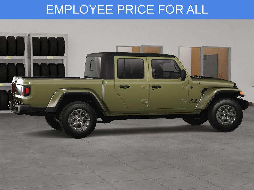new 2025 Jeep Gladiator car, priced at $45,572