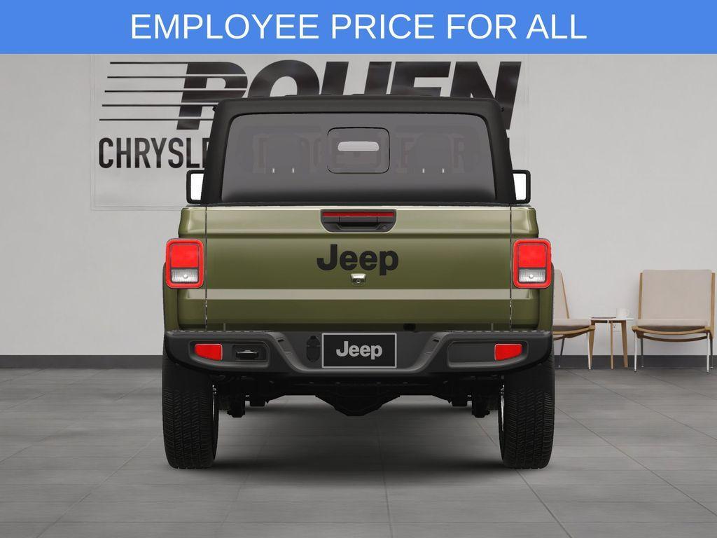 new 2025 Jeep Gladiator car, priced at $45,572