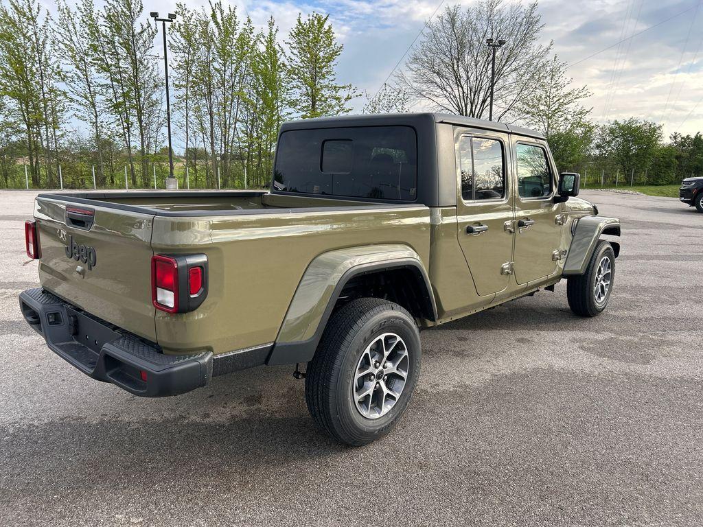 new 2025 Jeep Gladiator car, priced at $42,695