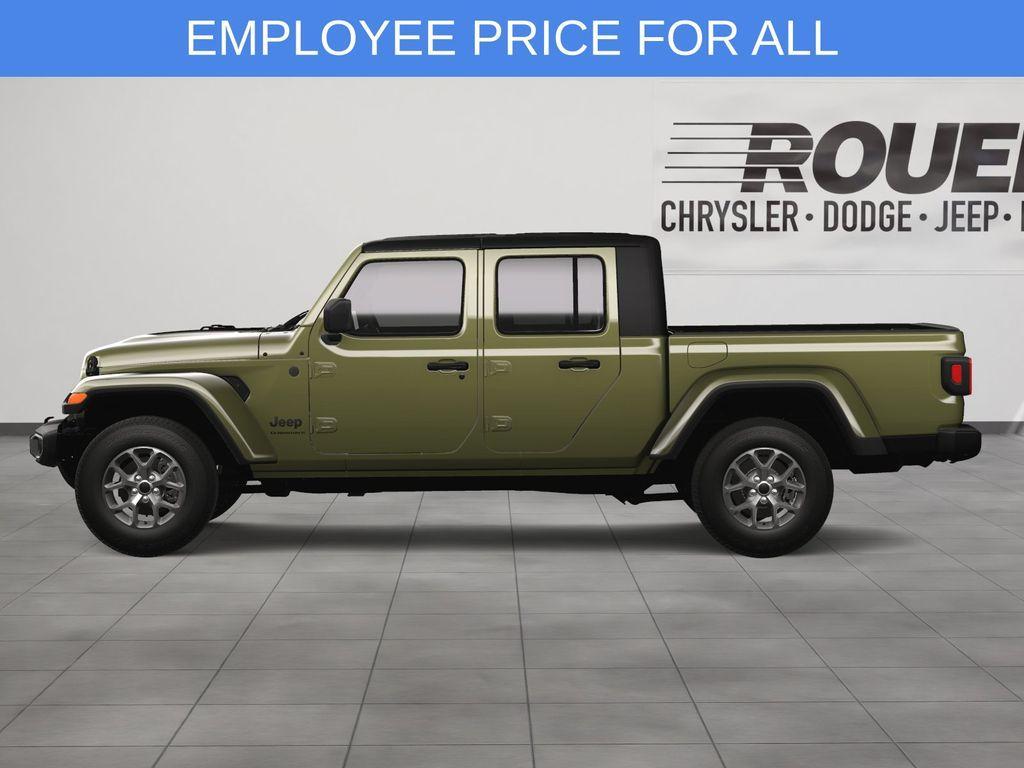 new 2025 Jeep Gladiator car, priced at $45,572