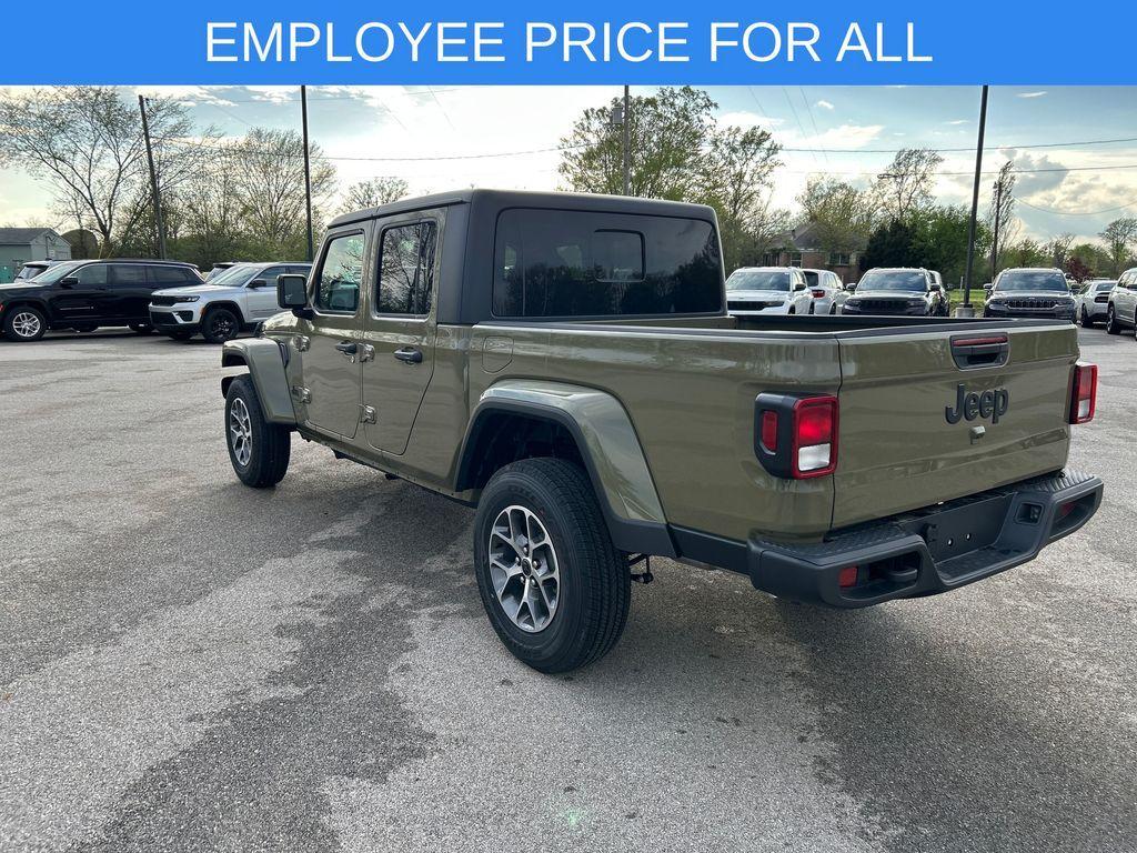 new 2025 Jeep Gladiator car, priced at $45,572