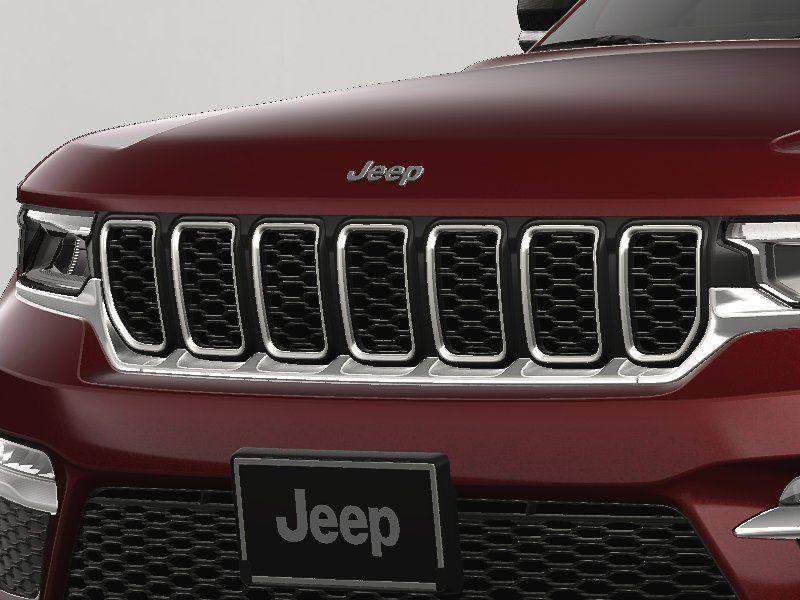 new 2025 Jeep Grand Cherokee car, priced at $41,916