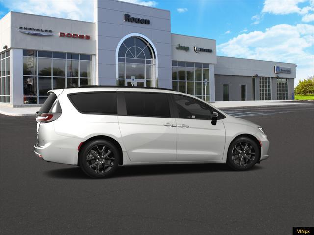 new 2024 Chrysler Pacifica car, priced at $45,241