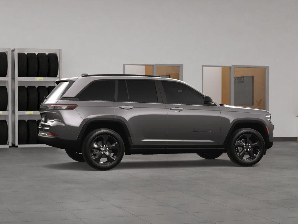 new 2025 Jeep Grand Cherokee car, priced at $43,072