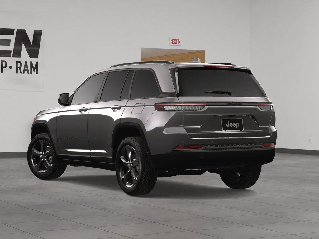 new 2025 Jeep Grand Cherokee car, priced at $43,072