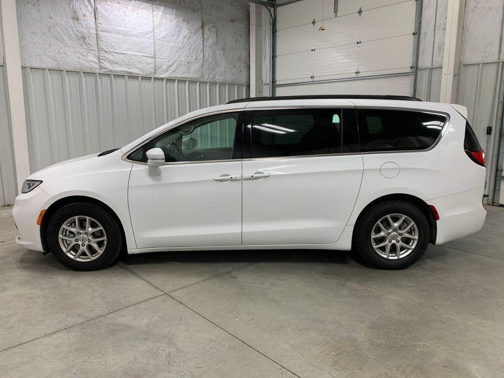 used 2022 Chrysler Pacifica car, priced at $22,616