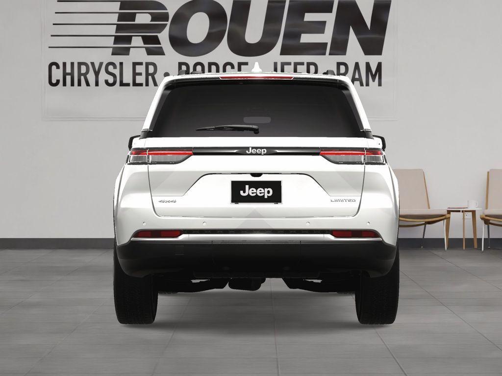 new 2025 Jeep Grand Cherokee car, priced at $44,650