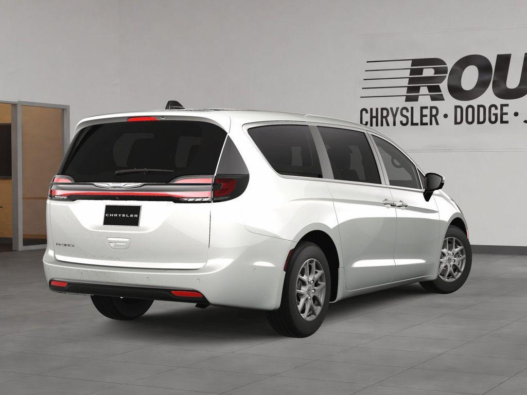 new 2025 Chrysler Pacifica car, priced at $45,725