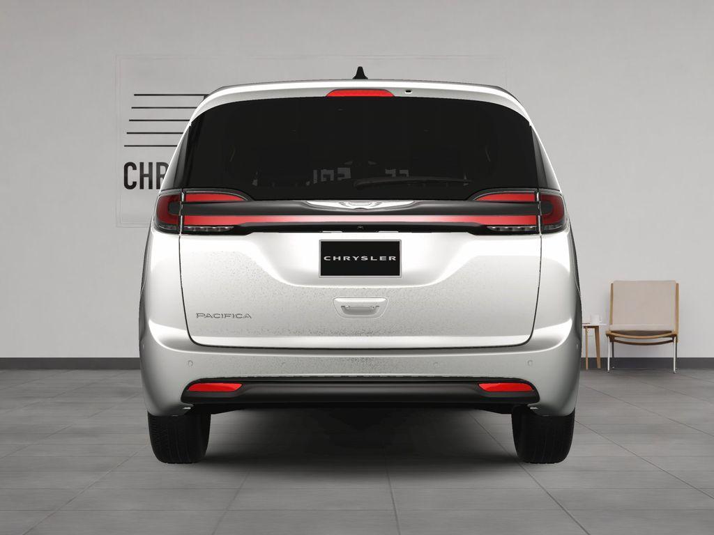 new 2025 Chrysler Pacifica car, priced at $45,725