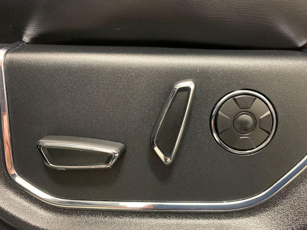 used 2019 Ford Expedition car, priced at $36,134