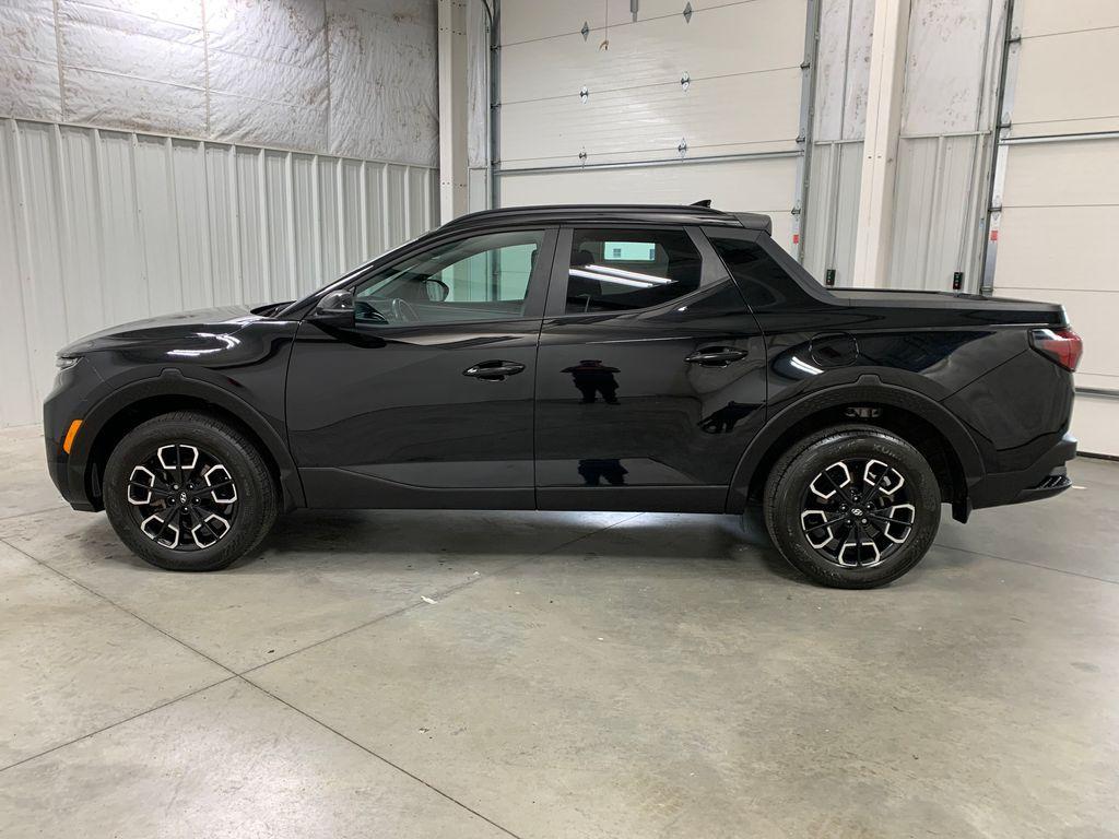 used 2023 Hyundai SANTA CRUZ car, priced at $29,270