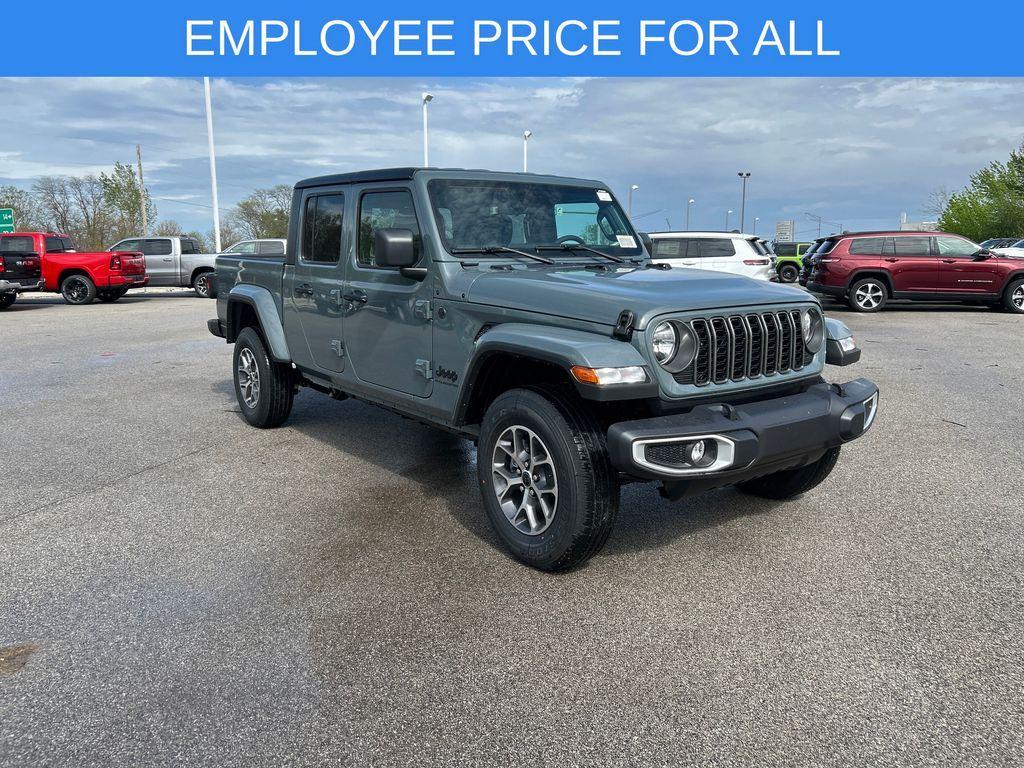 new 2025 Jeep Gladiator car, priced at $45,572