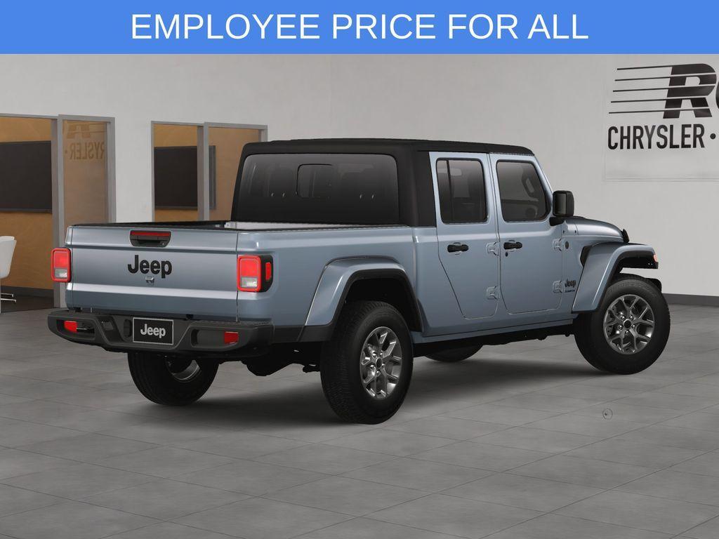 new 2025 Jeep Gladiator car, priced at $45,572
