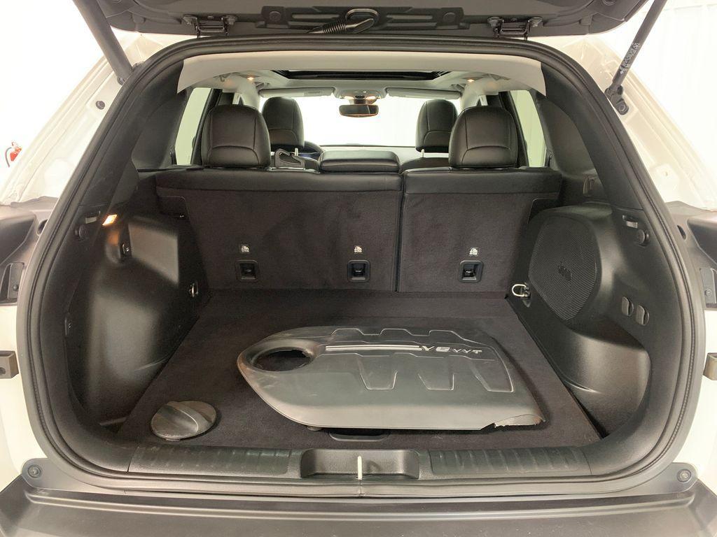 used 2022 Jeep Cherokee car, priced at $28,494