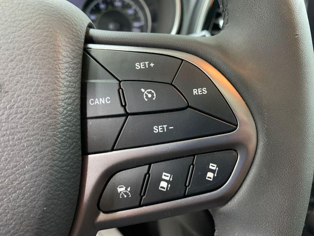 used 2022 Jeep Cherokee car, priced at $26,998