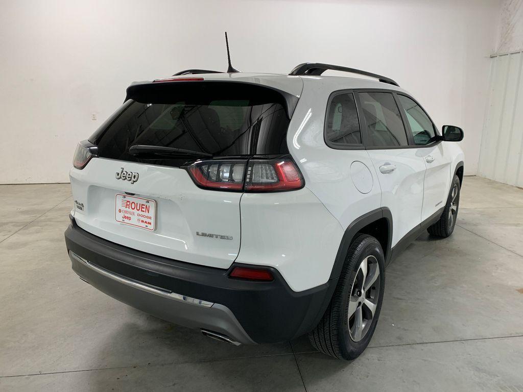used 2022 Jeep Cherokee car, priced at $28,494